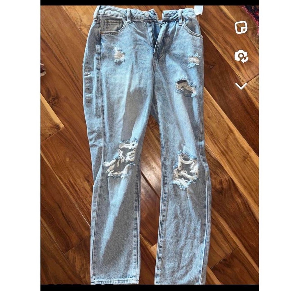 Ripped Jeans